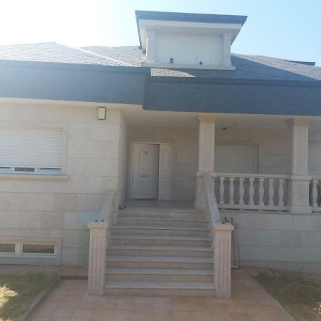 Alojamiento MARTEL Villa Majadahonda Exterior foto